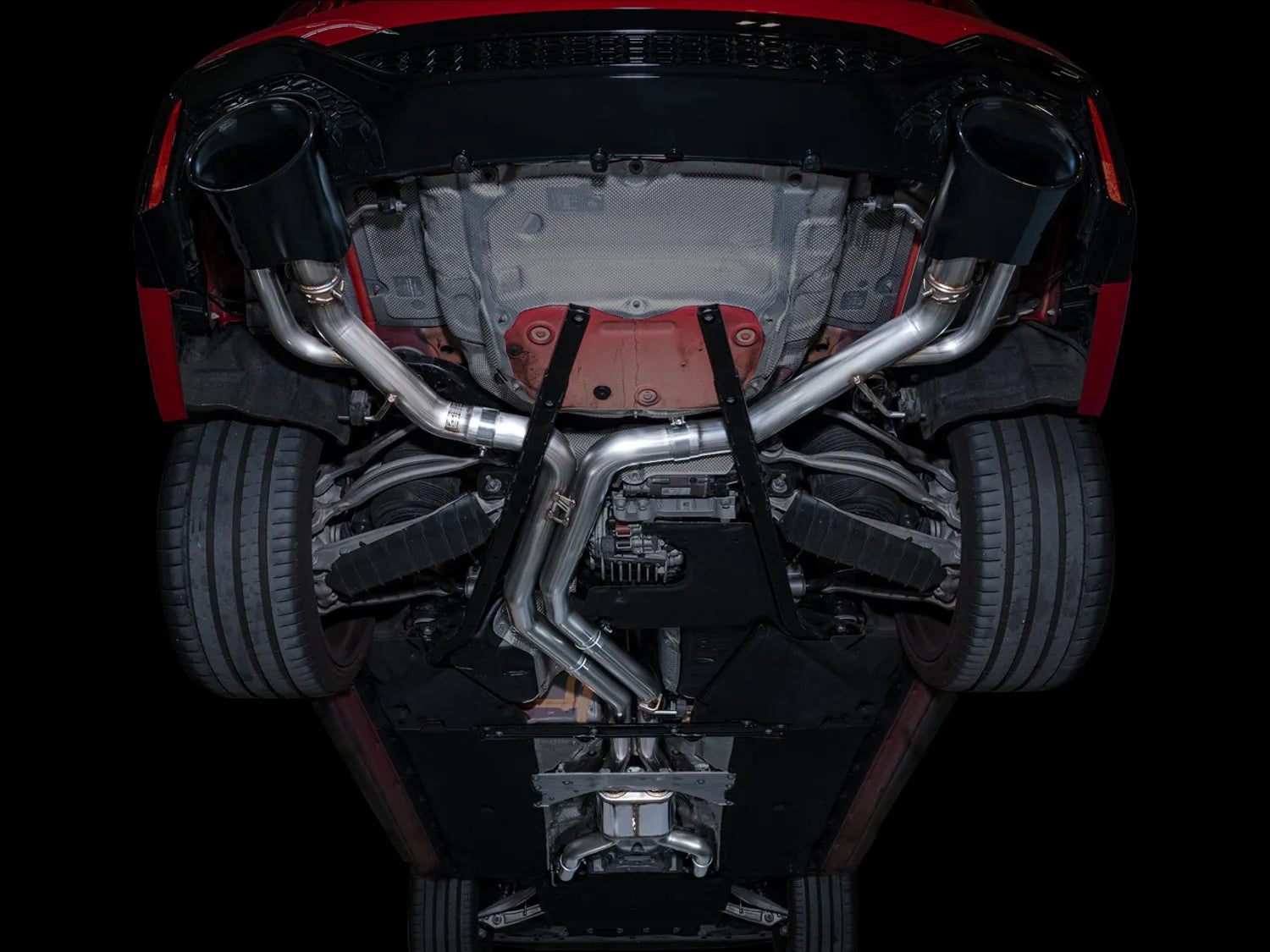 AWE Tuning AWE SwitchPath Exhaust for C8 Audi RS 6/RS 7 - Diamond Black RS-style Tips - 3025-33776