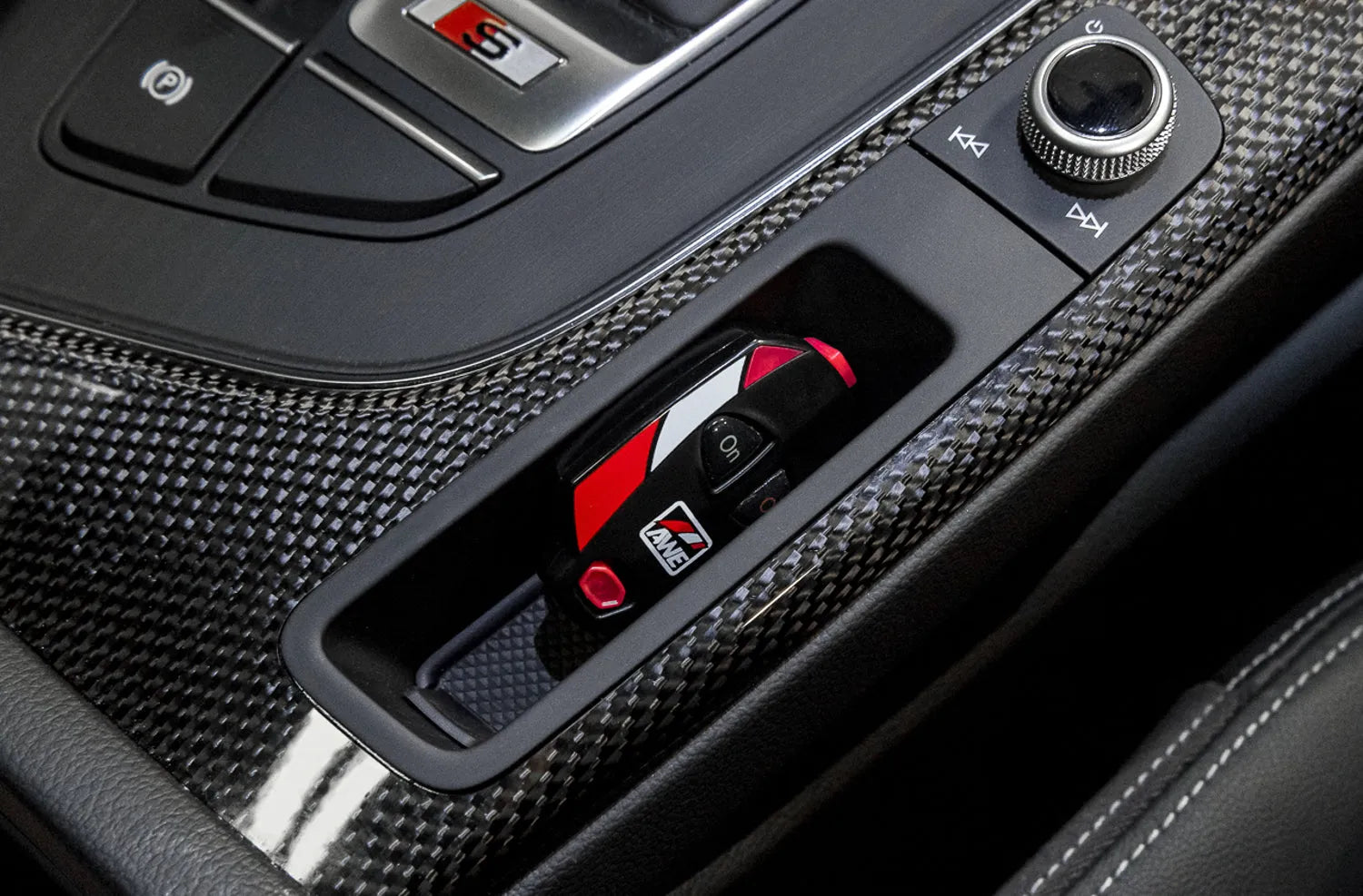 AWE Tuning AWE SwitchPath Exhaust for Audi B9 S4 - 3025-43034