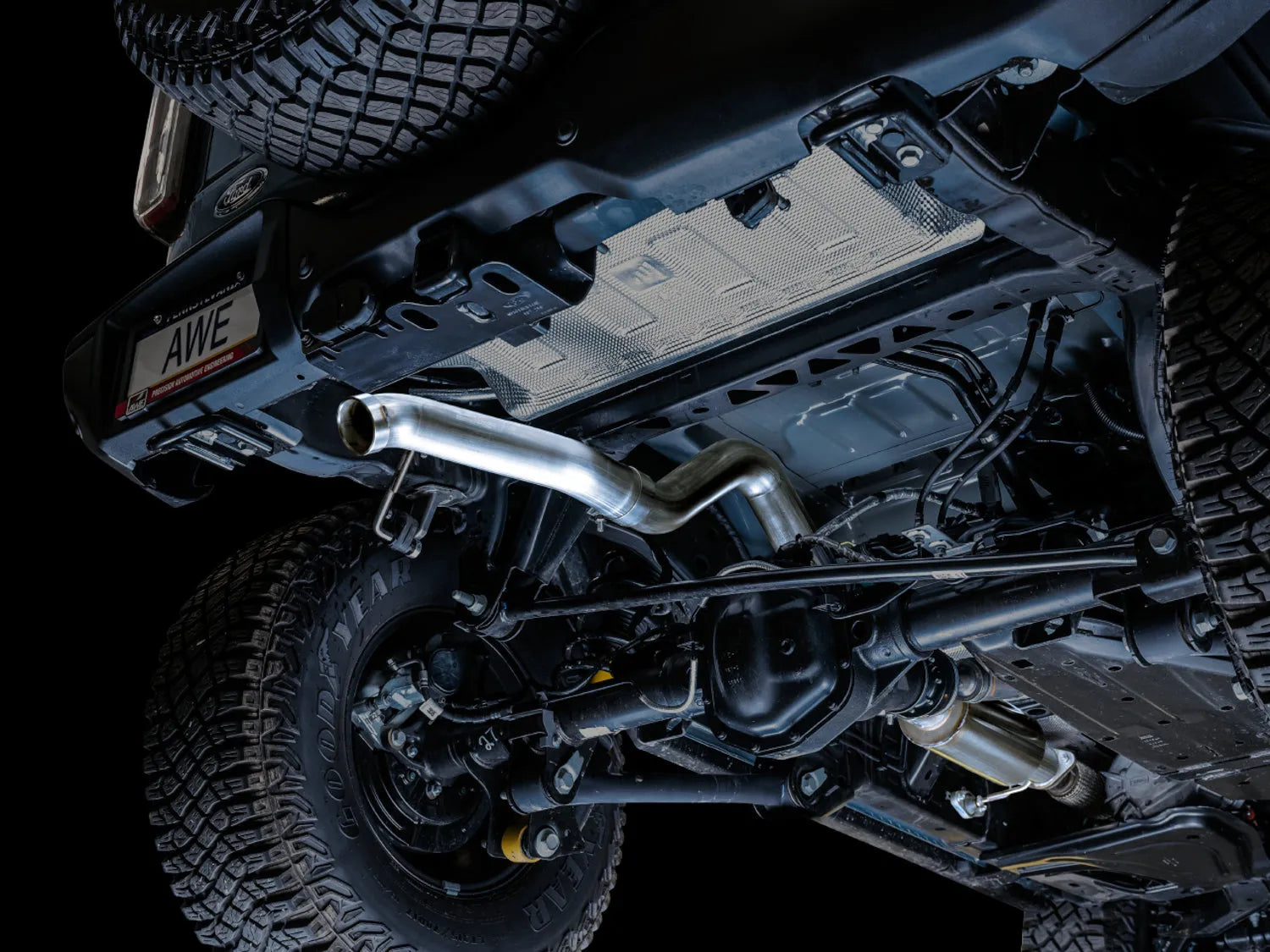 AWE Tuning AWE 0FG Catback Exhaust for Ford Bronco with BashGuardâ„¢ - no tips - 3015-21000