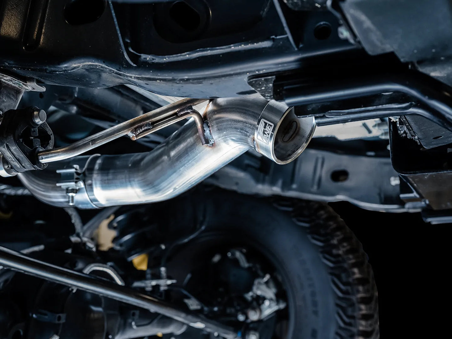 AWE Tuning AWE 0FG Catback Exhaust for Ford Bronco with BashGuardâ„¢ - no tips - 3015-21000