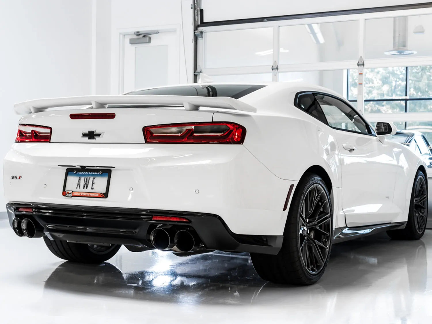 AWE Tuning Track Edition Cat-back Camaro SS/ZL1 | Gen6 (16-24) (3020-43074)