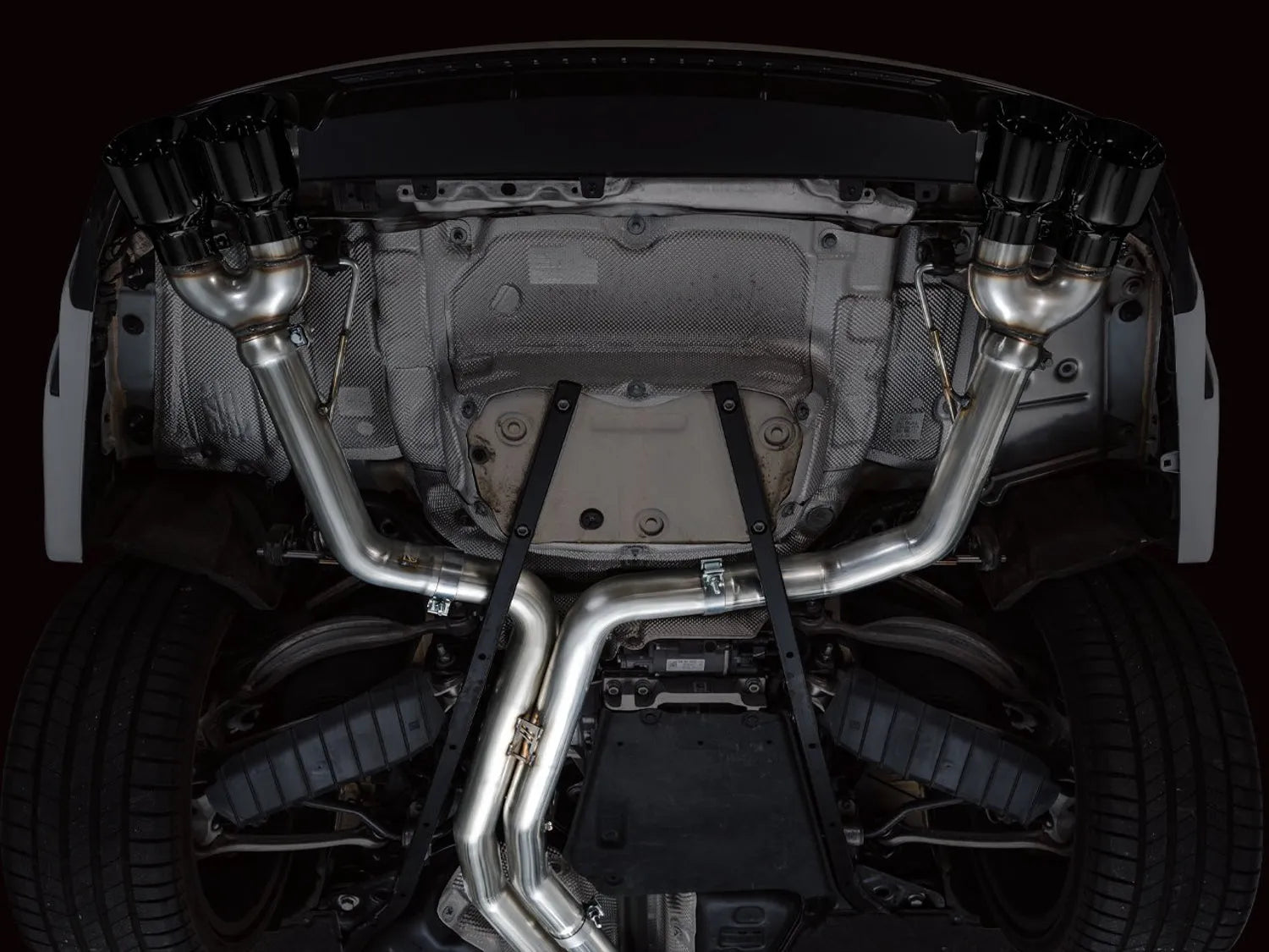 AWE Tuning Track Edition Exhaust - Diamond Black Tips for 19-23 Audi C8 S6/S7 (3020-43109)
