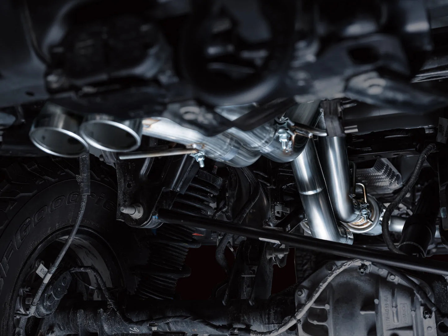 AWE Tuning Dual BashGuards SwitchPath Exhaust | Ford Bronco Raptor (3025-31327)