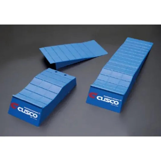 Cusco Low Down Slope Jack Assist Ramp Set 2pcs Separate Type Blue (L&R Set) | (A517 SL99)