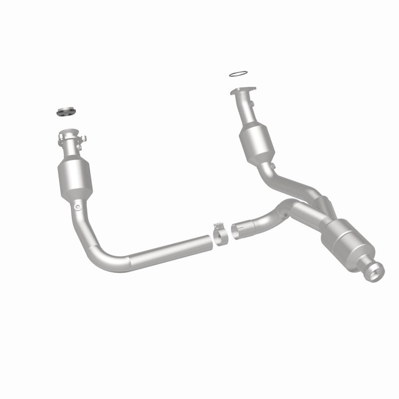 MagnaFlow OEM-Grade Catalytic Converter | GMC Sierra 14-16, Chevy Silverado 16-18 (52642)