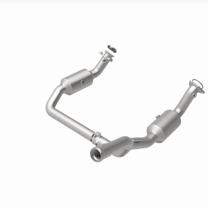 Magnaflow 280656 DirectFit Converter For GMC Sierra 1500 4.3L/5.3L (19-20)