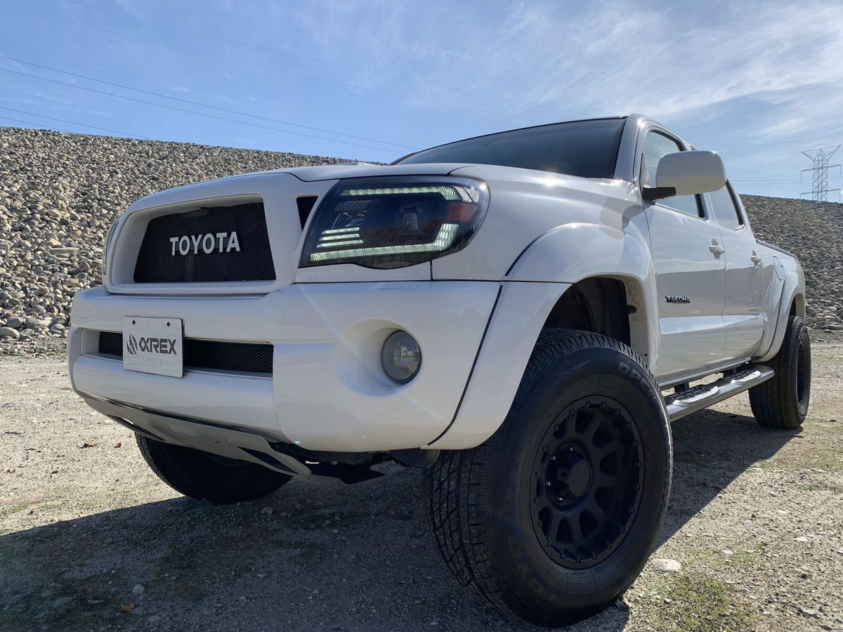 AlphaRex 05-11 Toyota Tacoma PRO-Series Projector Headlights Plank Style Design Black w/DRL