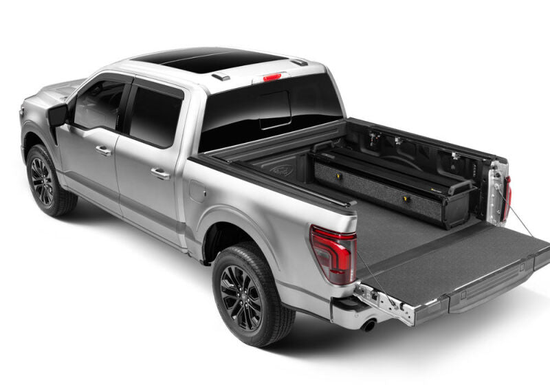 Retrax R-T-80484 RetraxPRO with EZ-Off FRC-4000 Retractable Tonneau Cover