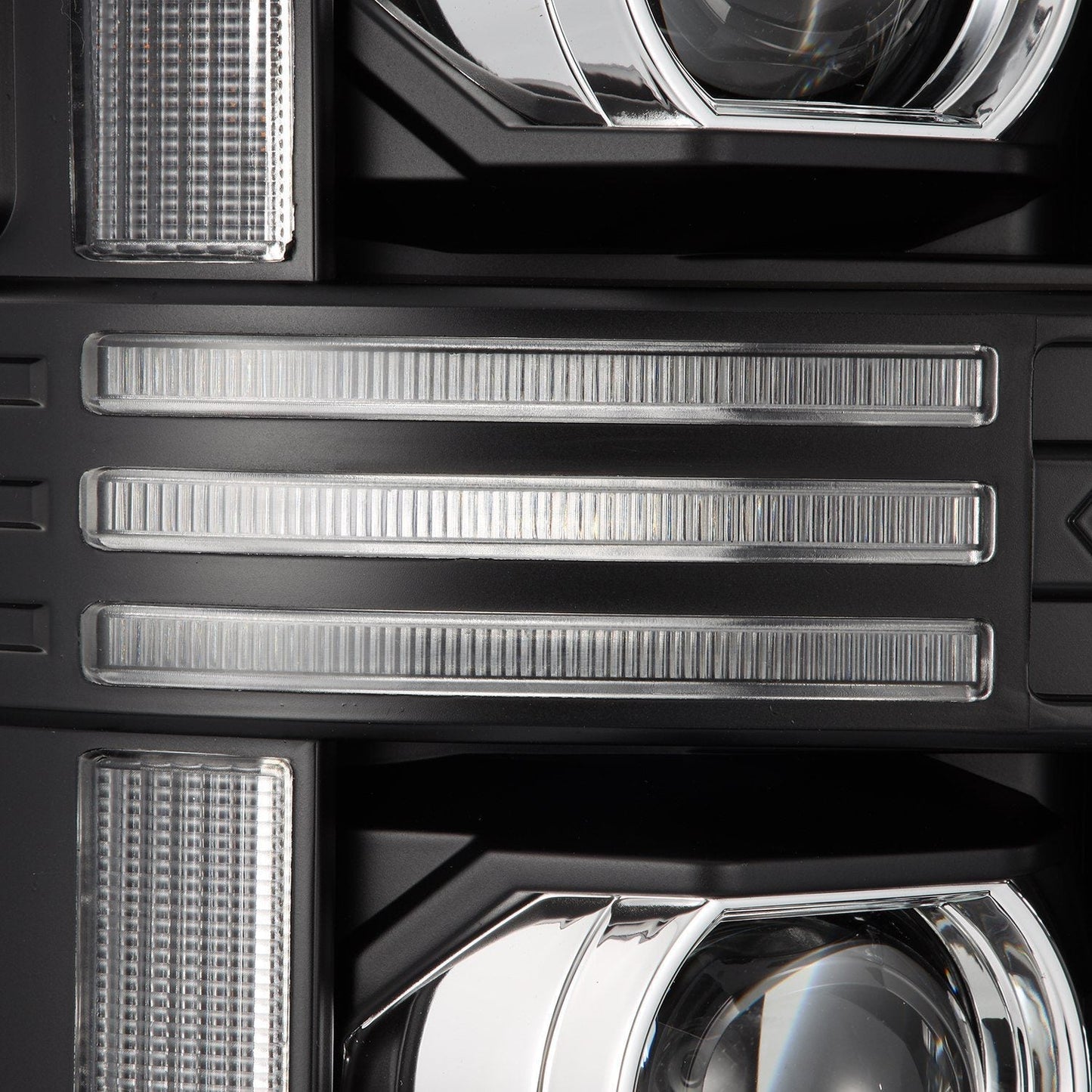 AlphaRex 08-10 Ford Super Duty/Excursion PRO-Series Halogen Projector Headlights Black