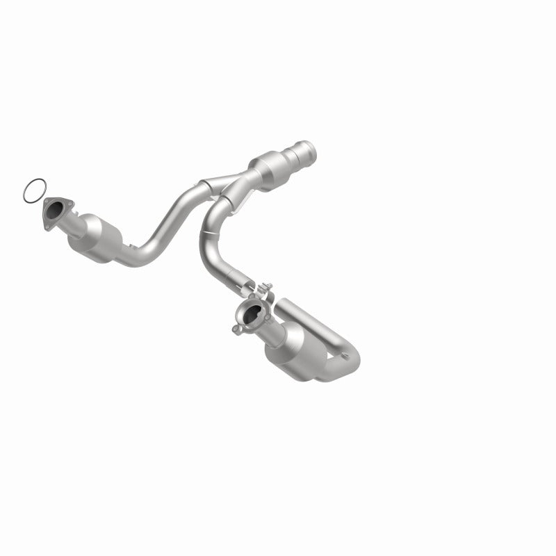 Magnaflow OEM Grade Direct-Fit Catalytic Converter | GMC Yukon XL 6.2L (52617)