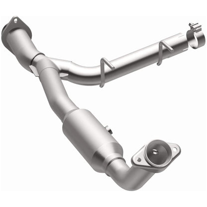 MagnaFlow 2005-2006 Ford Expedition California Grade CARB Compliant Direct-Fit Catalytic Converter
