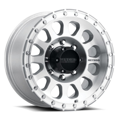 (set of 4) Method MR315 Machined | 18x9" +18mm | 8x170mm Wheel