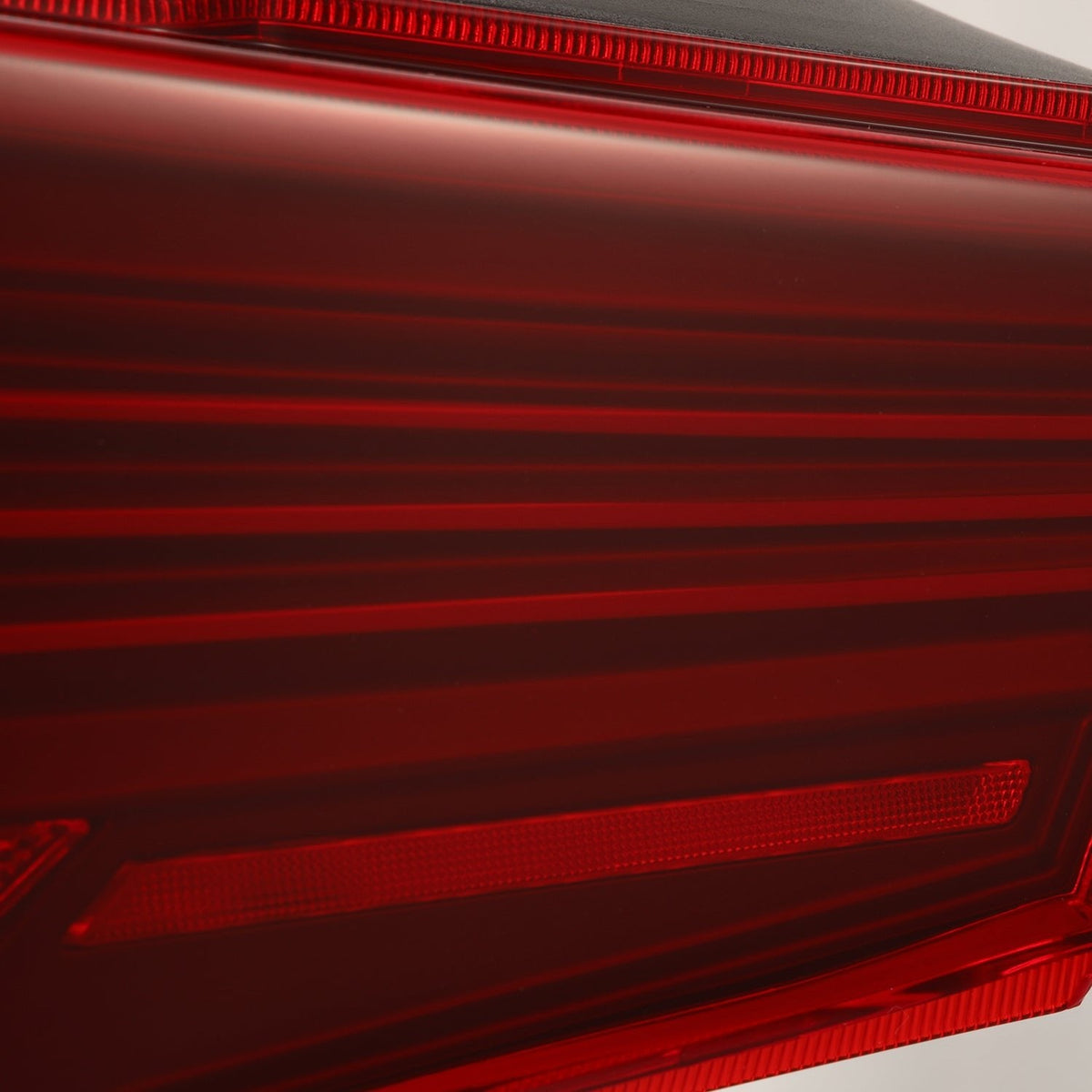 AlphaRex 17-20 Toyota GT86/13-20 Subaru BRZ/ 17-20 Scion FRS LUXX-Series LED Tail Lights Red