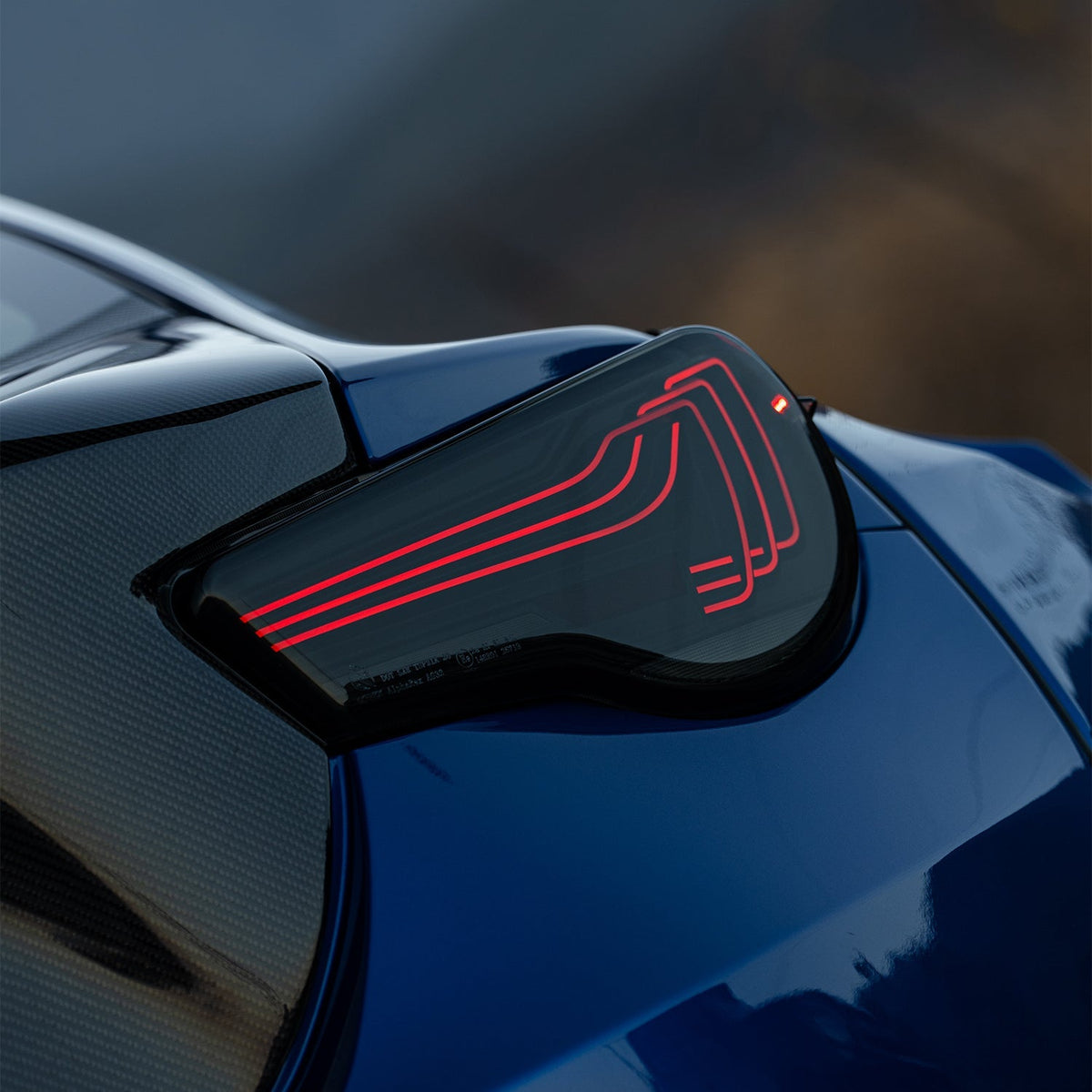 AlphaRex 17-20 Toyota GT86/13-20 Subaru BRZ/ 17-20 Scion FRS LUXX-Series LED Tail Lights Red