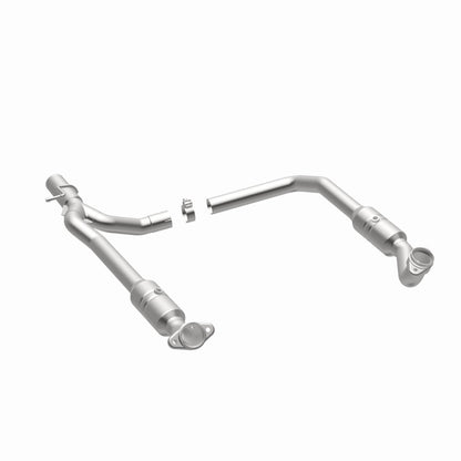 Magnaflow DirectFit Converter 09-12 Ford E-150 5.4L Underbody