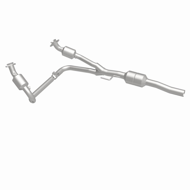 MagnaFlow Direct Fit Catalytic Converter 02-03 Dodge Durango 5.9L