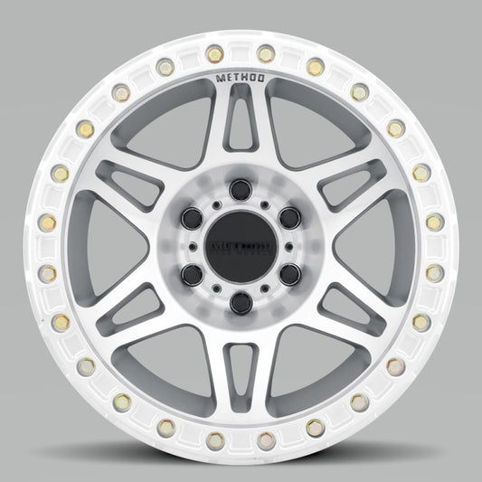 Method MR106 Beadlock Machined | 17x9" -44mm | 8x6.5mm Wheel