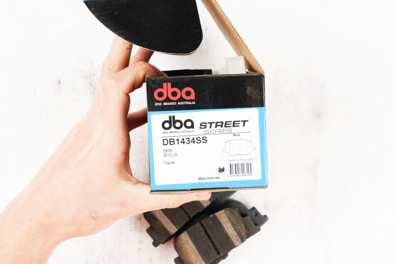 DBA Street Series Rear Brake Pads | Lexus ES300 (00-01) (DB1434SS)