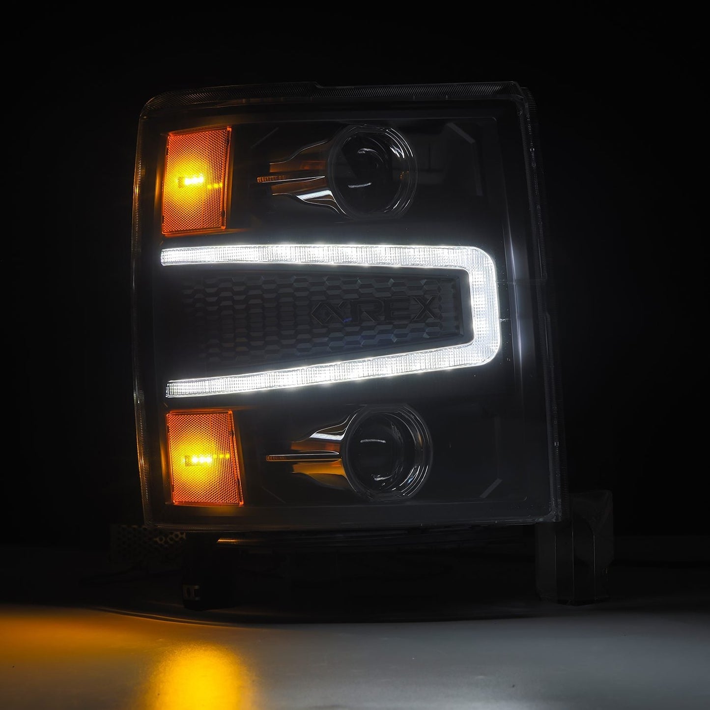 AlphaRex 14-15 Chevrolet Silverado PRO-Series Halogen Projector Headlights Black