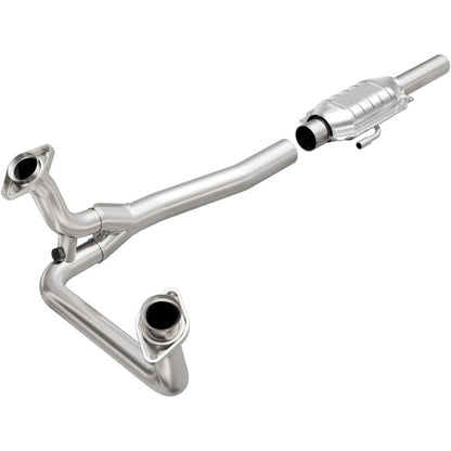 Magnaflow Standard Grade Catalytic Converter | Ford Bronco II/F-150/250 (78-97) (93307)