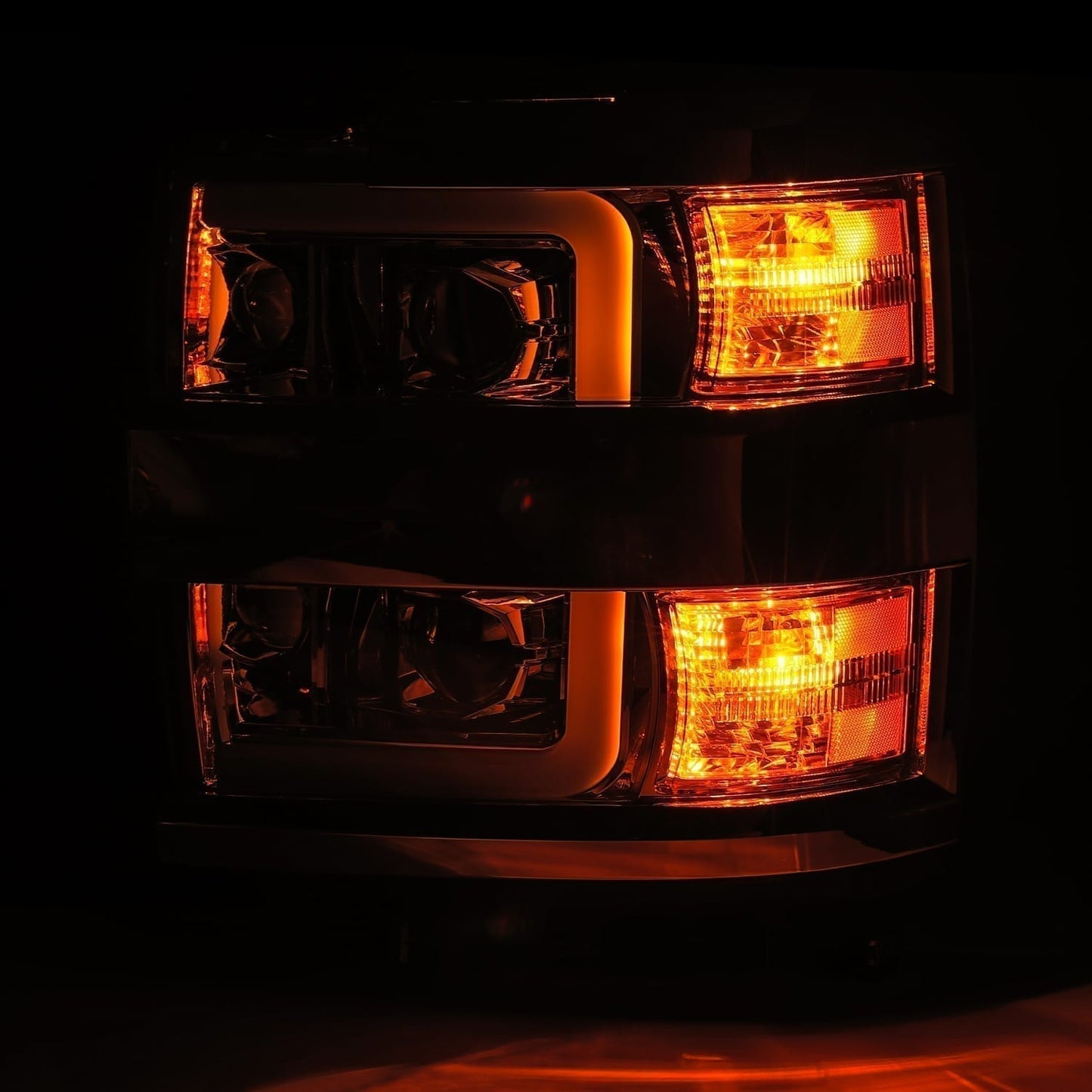 AlphaRex 15-19 Chevrolet Silverado 2500HD/3500HD PRO-Series Halogen Projector Headlights Chrome