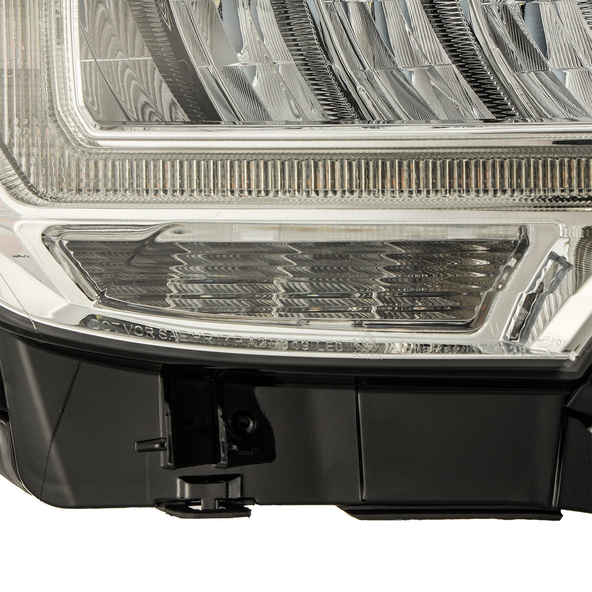 AlphaRex 16-23 Toyota Tacoma LUXX-Series Crystal Headlights - Chrome