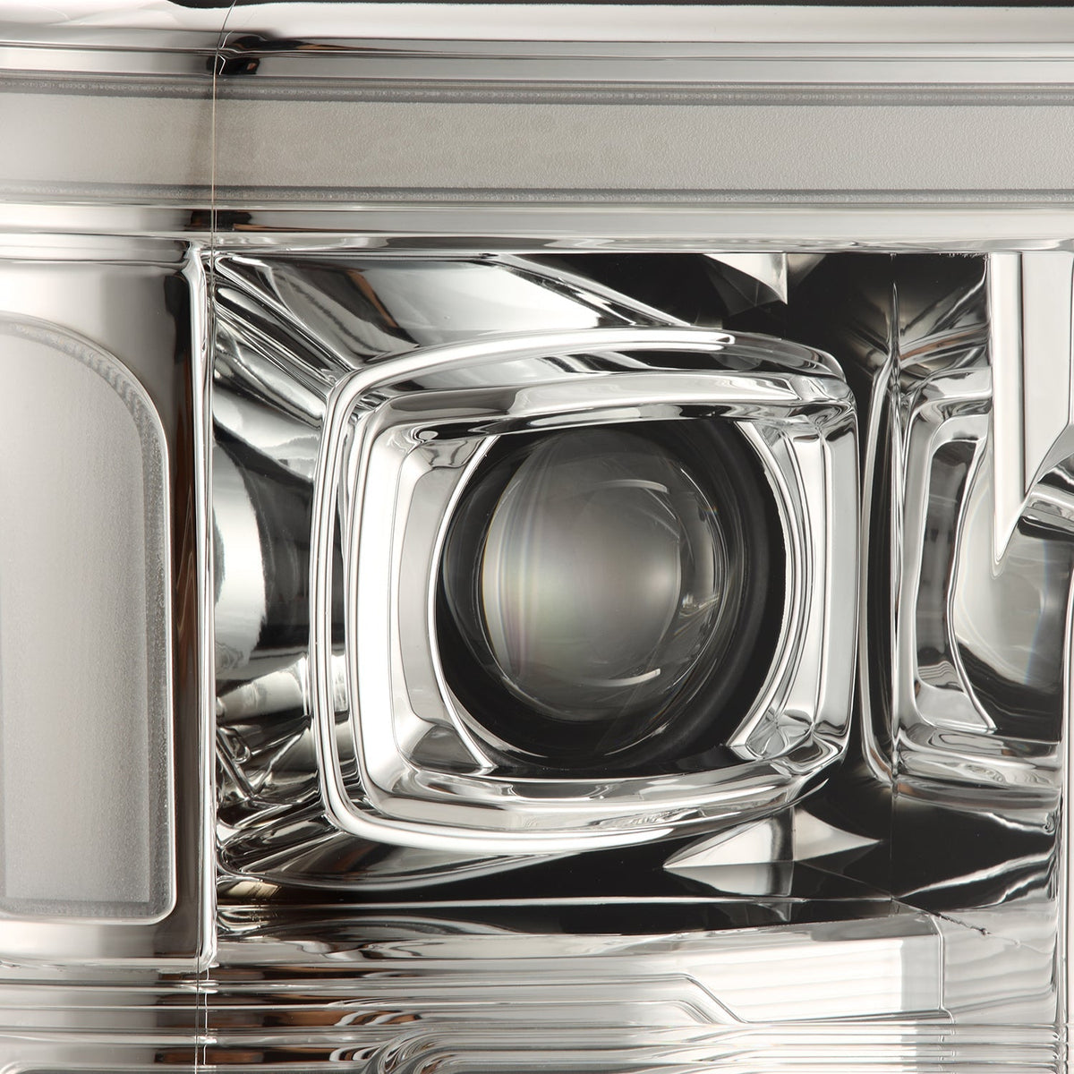 AlphaRex LUXX-Series Headlights | Ford F-250/350/450/550 Super Duty 17-23 (880346)
