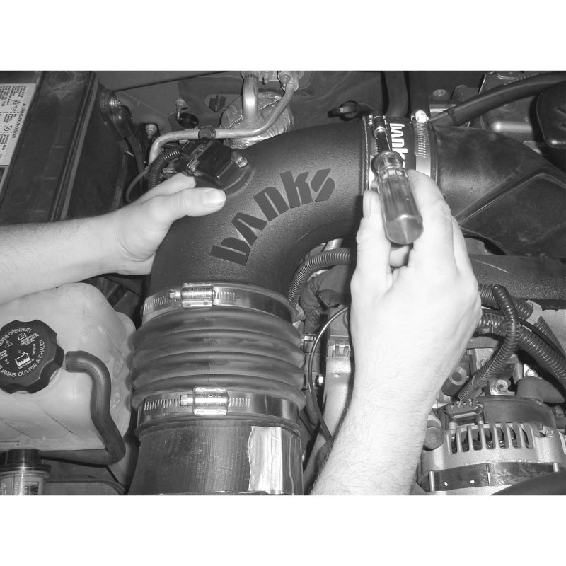 Banks Power 06-07 Chevy 6.6L LLY/LBZ Ram-Air Intake System | Chevrolet Silverado / GMC Sierra (06-07) (42142)