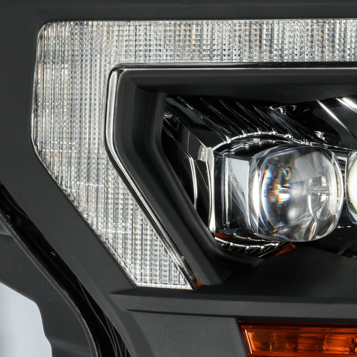 AlphaRex 18-19 Ford F-150 NOVA LED Proj Headlights | F-150 (15-20) (880182)