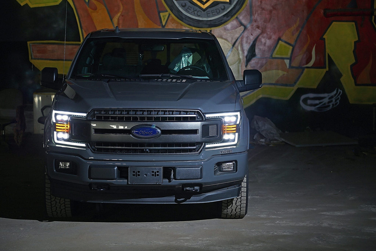 AlphaRex 18-19 Ford F-150 NOVA LED Proj Headlights | F-150 (15-20) (880182)