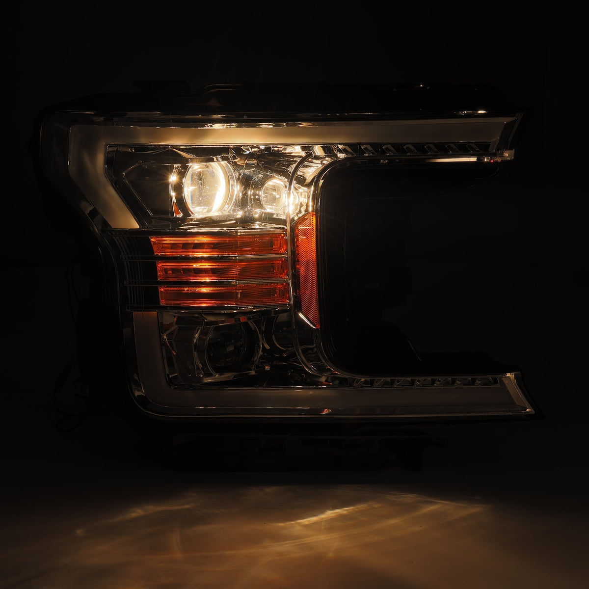AlphaRex 18-19 Ford F-150 PRO-Series Projector Headlights | F-150 (15-20) (880187)
