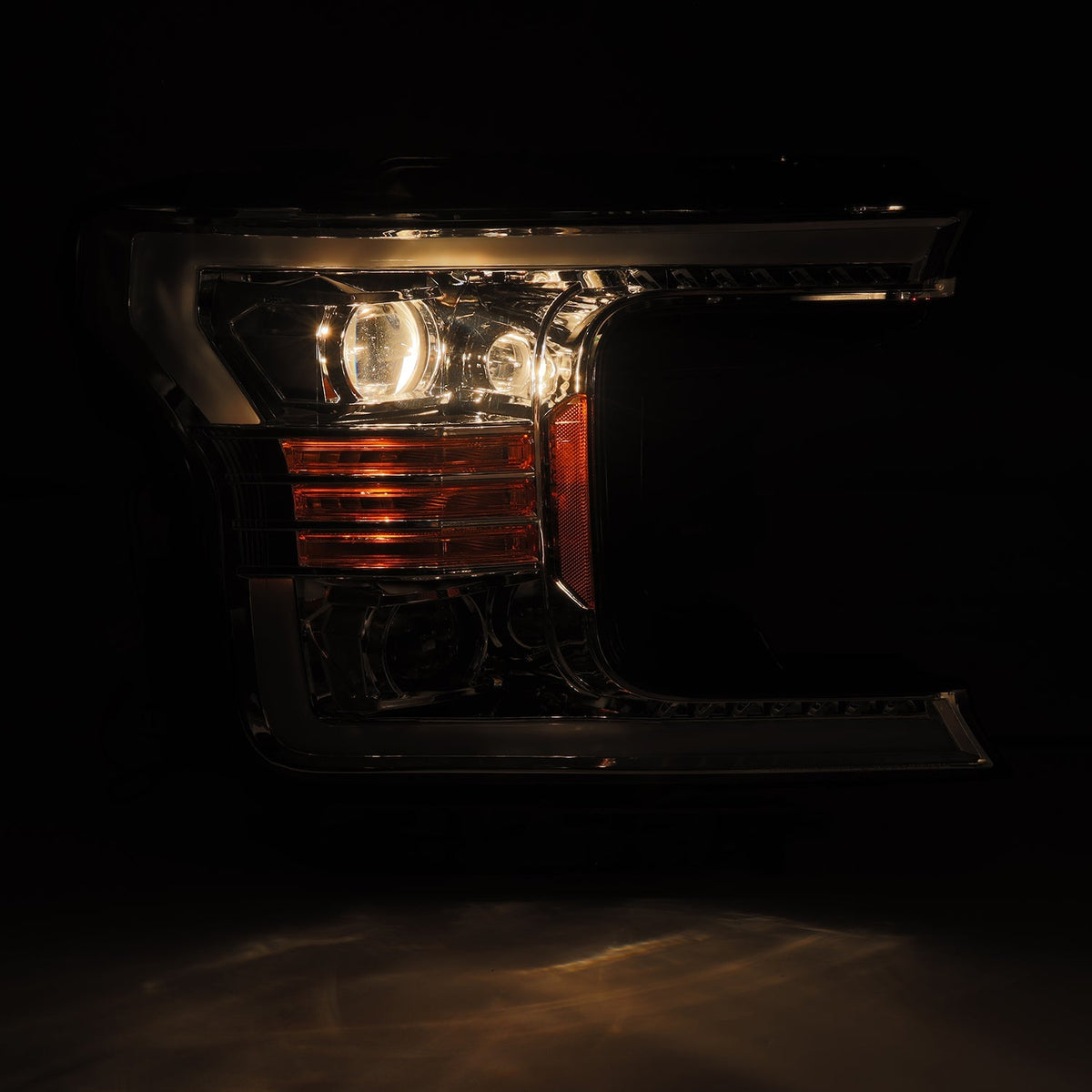 AlphaRex 18-19 Ford F-150 PRO-Series Projector Headlights | F-150 (15-20) (880187)