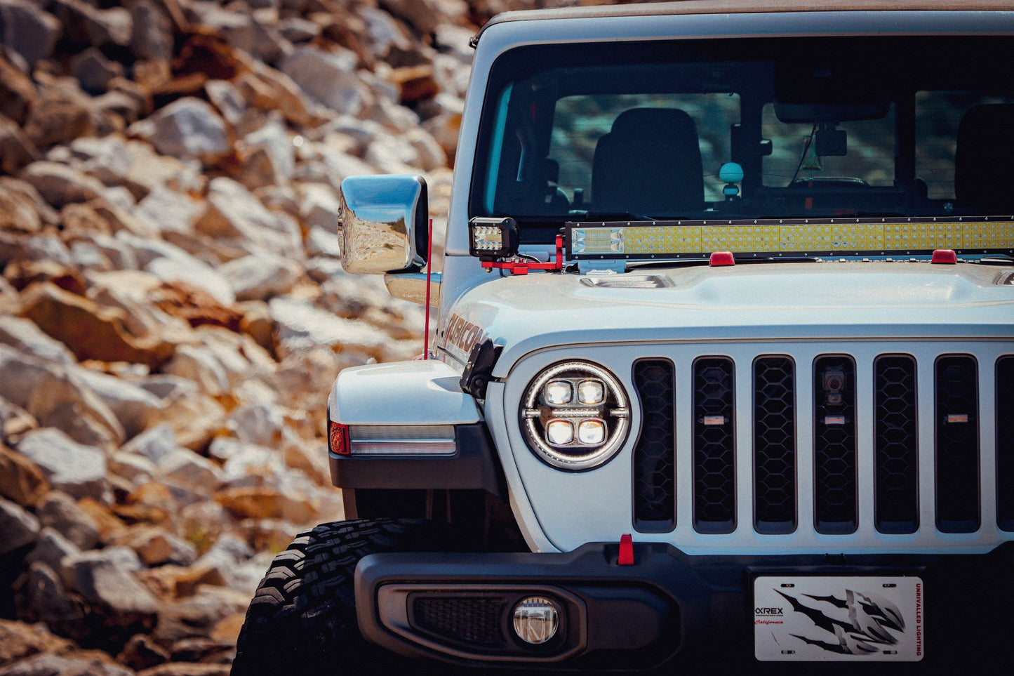 AlphaRex 18-25 Jeep Wrangler JL/Gladiator JT NOVA-Series LED Projector Headlights Black