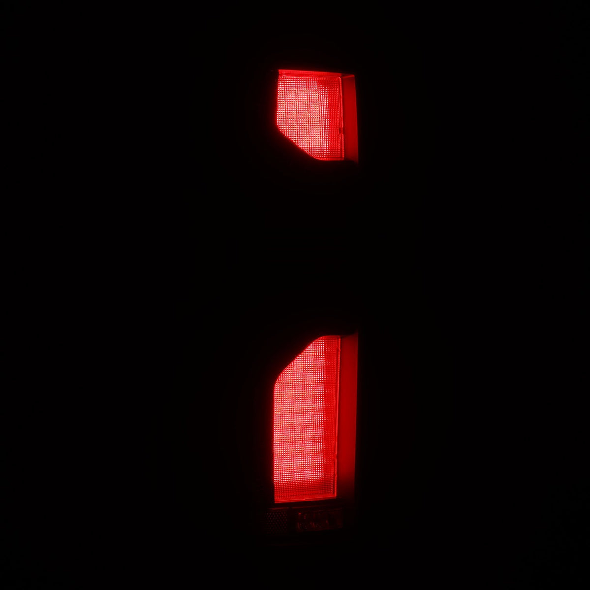 AlphaRex 19+Cheverolet 1500/2500HD/3500HD Silverado Luxx Series LED TailLights Alpha-Black Top-Etch