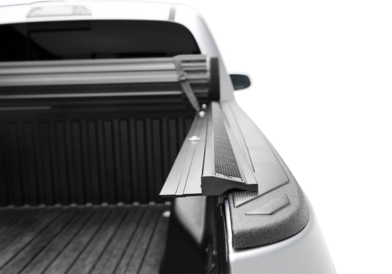 Truxedo 1556016 Sentry CT Tonneau Cover - Black For 16-23 Toyota Tacoma 5' Bed