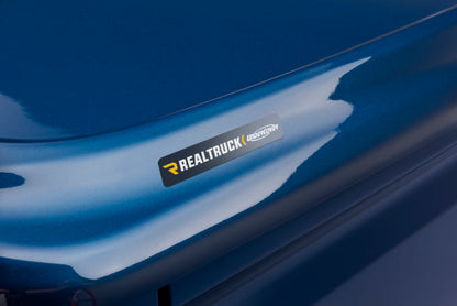 UnderCover UC5086S SE Smooth Hard One Piece Tonneau Cover For 16-25 Titan