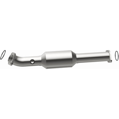 MagnaFlow 2012-2015 Toyota Tacoma California Grade CARB Compliant Direct-Fit Catalytic Converter