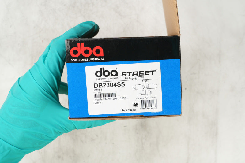 DBA Street Series Front Brake Pads | Honda Accord LX/EX/EX-L (16-18) (DB2304SS)