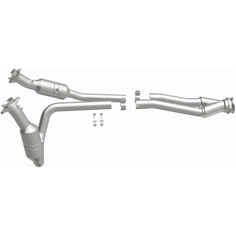 Magnaflow OEM Grade Direct-Fit Catalytic Converter | Ford Transit 150/250/350 (52436)