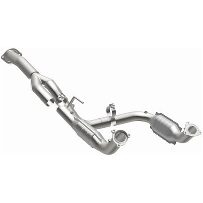 MagnaFlow OEM D&F Catalytic Converter | Silverado 2500HD/3500HD / Sierra 2500HD/3500HD (21-252)