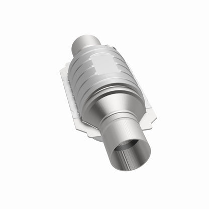 MagnaFlow Univ Conv 2in In/Out Ctr/Ctr Round 9in Body L x 5.125in W x 13in Overall L Single O2 Port