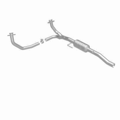 MagnaFlow Direct Fit Catalytic Converter 00 Dodge Durango 5.2/5.9L