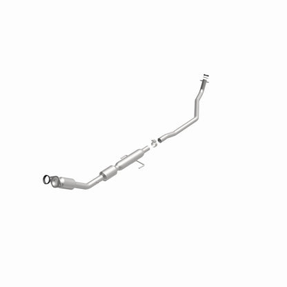 MagnaFlow Direct Fit Catalytic Converter 14-15 Toyota Corolla 1.8L