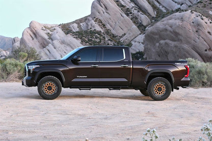 Fabtech 22+ Toyota Tundra 4WD Rear Coils 3in UCA Sys w/Fr Dirt Logic 2.5 Resi (K7088DL)