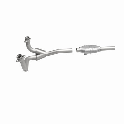 MagnaFlow Conv DF 78-97 Ford Trucks 5.8L V8 | (93312)