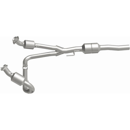 MagnaFlow Direct Fit Catalytic Converter 02-03 Dodge Durango 5.9L