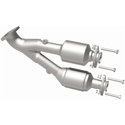 MagnaFlow 2000-2001 Jeep Cherokee California Grade CARB Compliant Direct-Fit Catalytic Converter