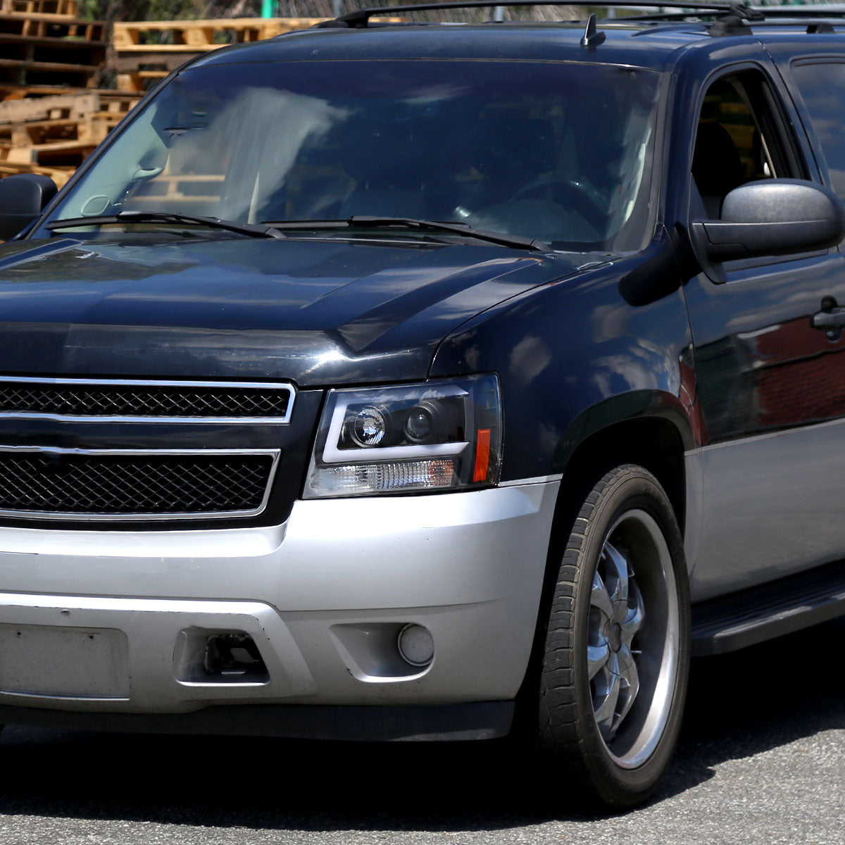 2007-2013 Chevrolet Avalanche/ 2007-2014 Tahoe Suburban LED C-Bar Projector Headlights -RS (Matte Black Housing/Clear Lens)