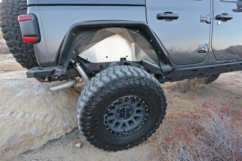 Fabtech Jeep JL/JT Rear Inner Fenders | 18+ (FTS24272)