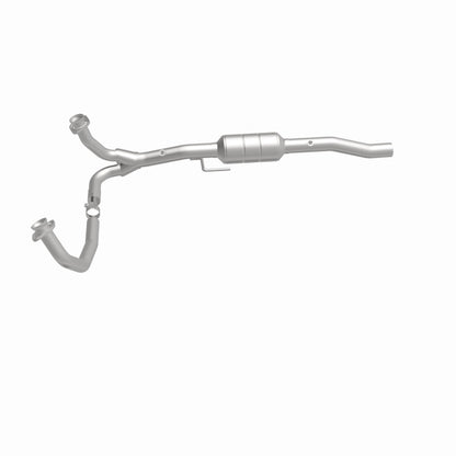 MagnaFlow Direct Fit Catalytic Converter 00 Dodge Durango 5.2/5.9L